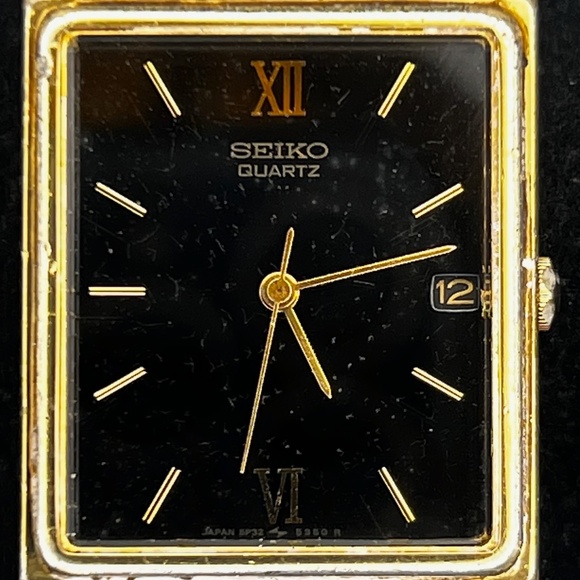 Seiko Vintage Gold and Black Rectangular Unisex Watch Working - Picture 8 of 11